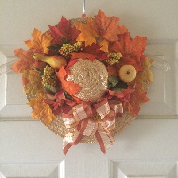 Handcrafted Fall Straw Hat Wreath NEW - Picture 1 of 3